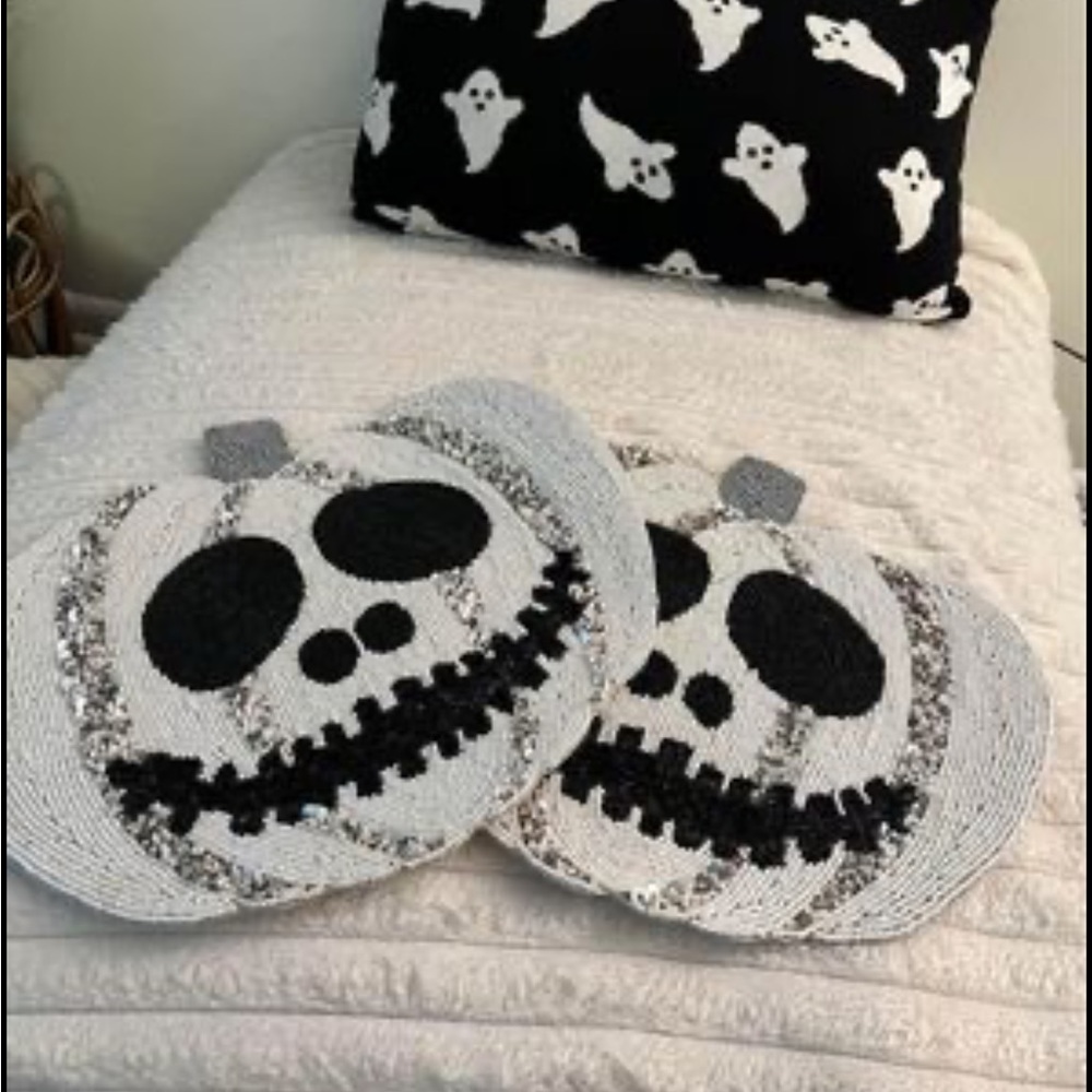 Set of 2 beaded pumpkin placemats